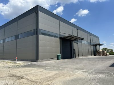 Izdajem hale – magacinski prostor u Ovči, Beograd