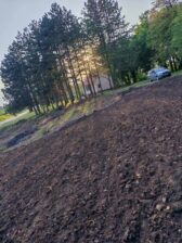 Prodajem plac na Fruskoj Gori