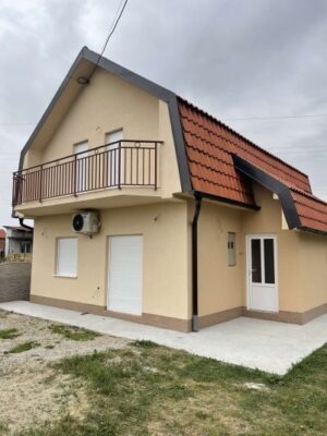 Borča, 120m2, na prodaju nova nameštena kuća